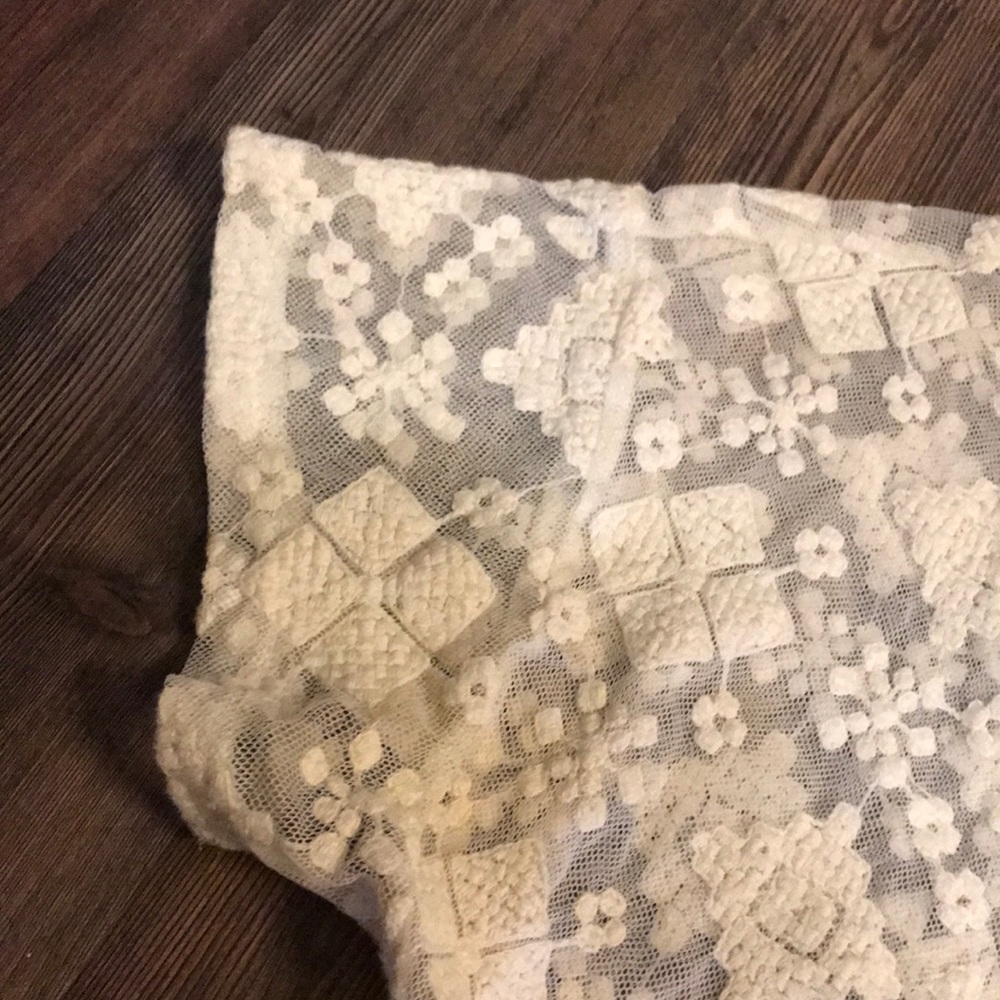 Mesh lace top - Picture 3 of 3